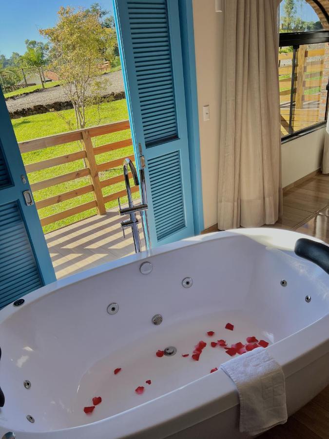 Pousada Di Venezia - Hotel Fazenda Нова Венеза Екстериор снимка