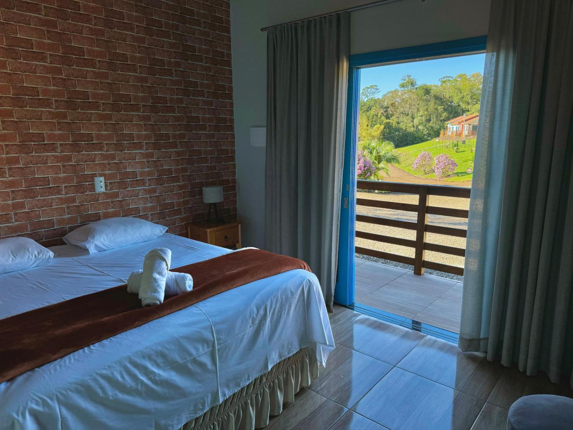 Pousada Di Venezia - Hotel Fazenda Нова Венеза Екстериор снимка